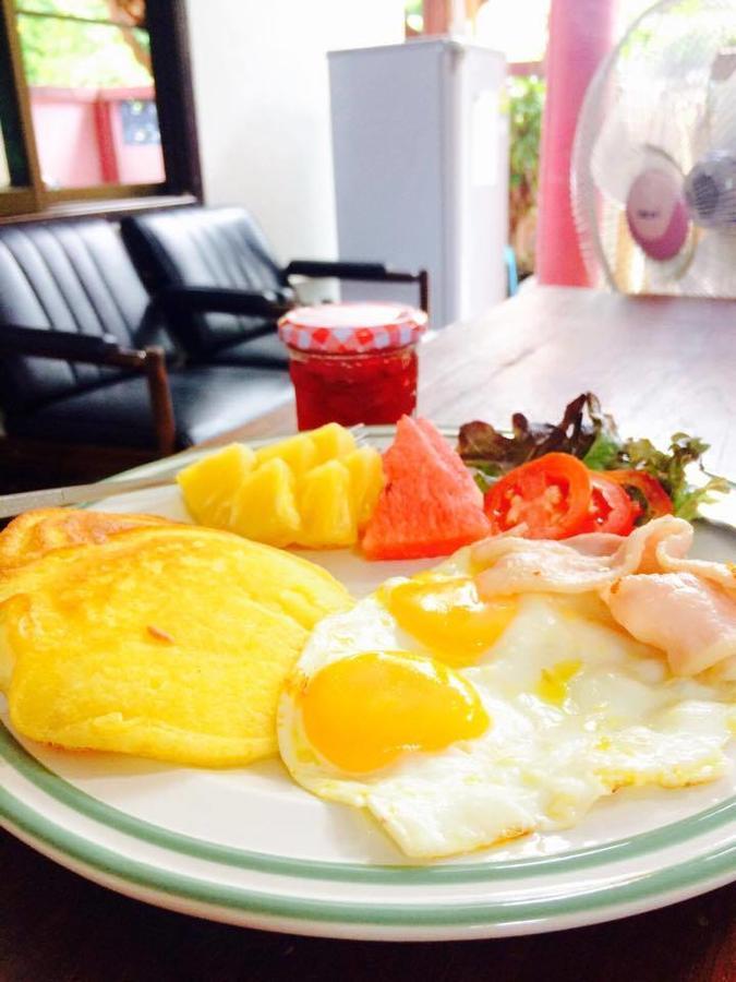 Sister House Chiangmai (Adults Only) Bed & Breakfast Chiang Mai Luaran gambar